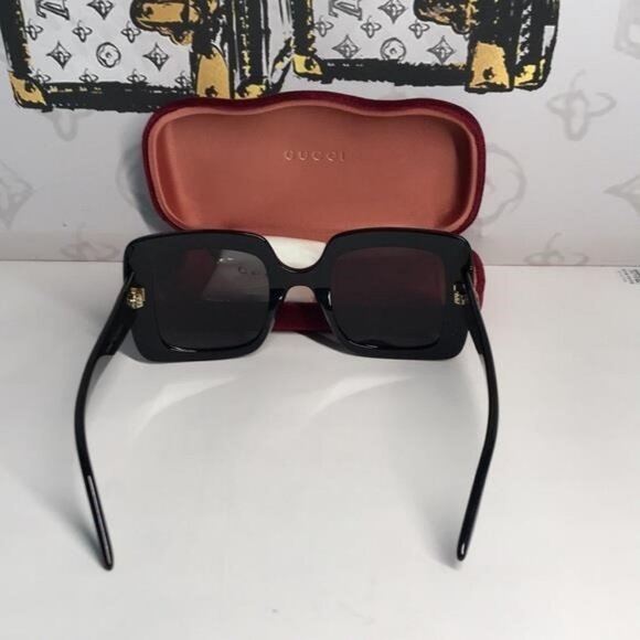 New Authentic ✨ Gucci GG0896S 001 – Oversized Black Square Sunglasses ✨ - Picture 12 of 13